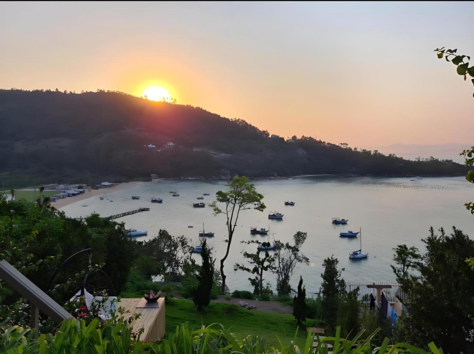 Mar De Bougainville Governador Celso Ramos Exterior foto